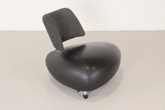 Image 1 of Leolux Pallone black armchair