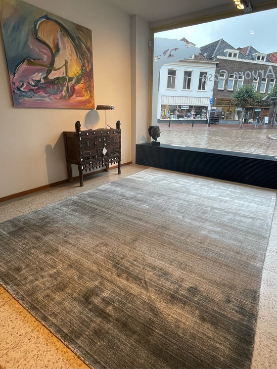 Image 1 of Leolux Milan Gray carpet