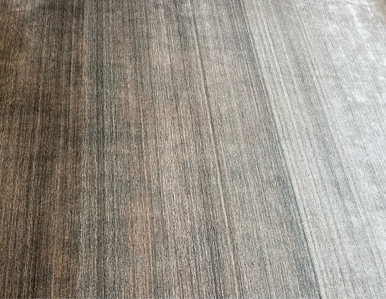 Image 1 of Leolux Milan Gray carpet