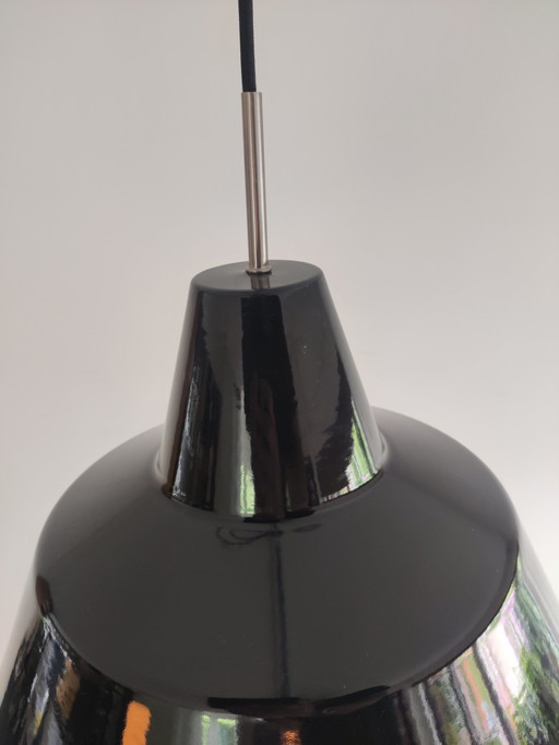 2x black enamel pendant lamp