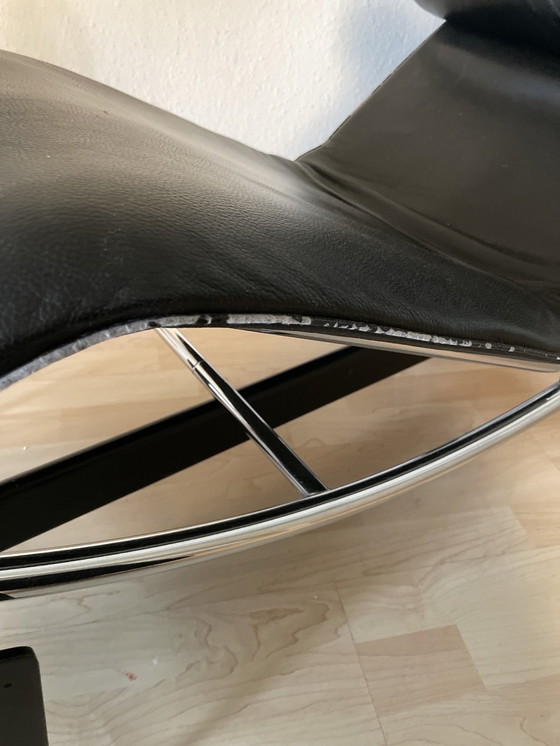 Image 1 of Le Corbusier cassina chaise longue LC4 noir