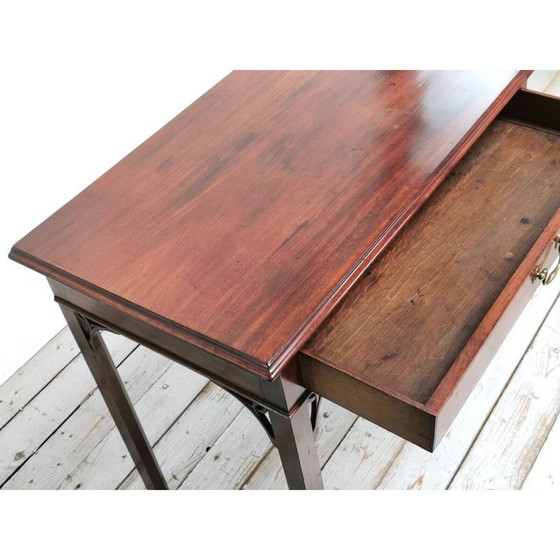 Image 1 of English vintage mahogany side table