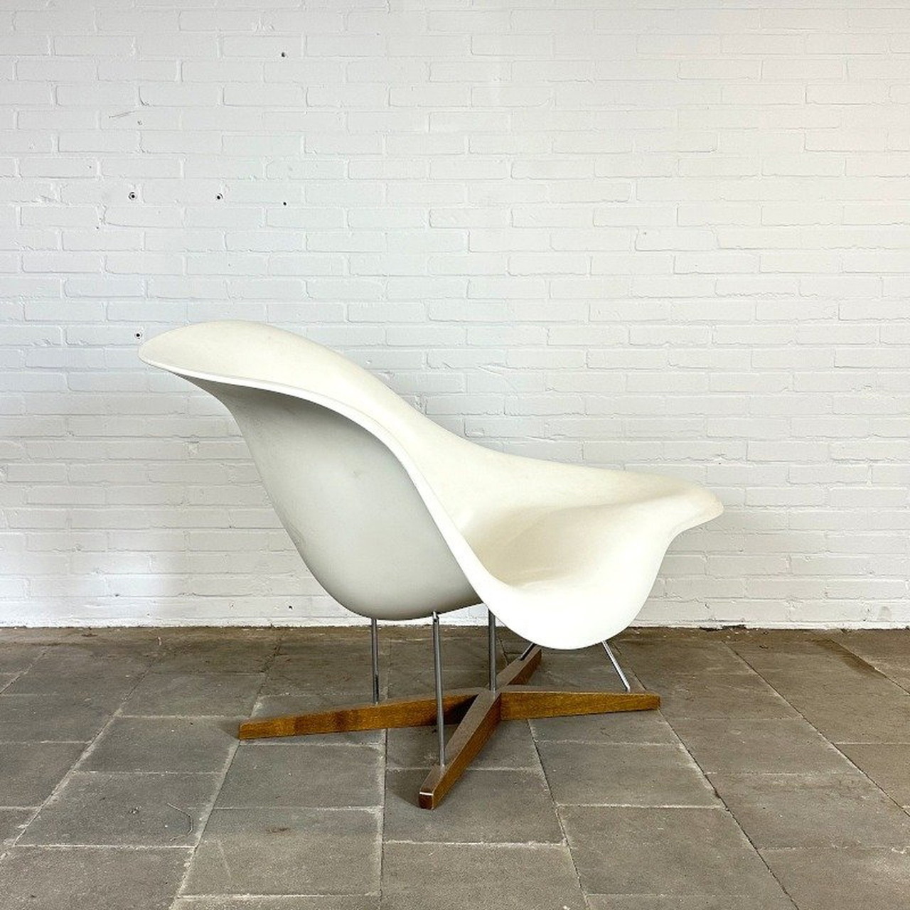 Vitra La Chaise Armchair Iconic Design by Charles Ray Eames