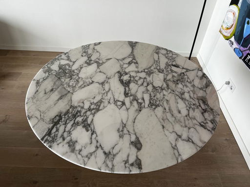 Knoll Table tulipe Saarinen