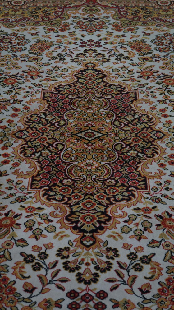 Image 1 of Grand tapis en laine de style oriental 340 × 235 cm