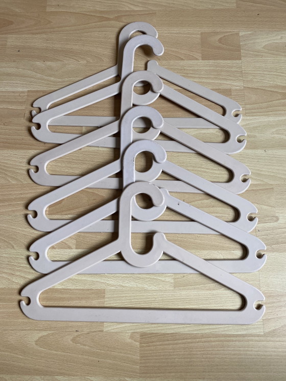 Image 1 of Space Age clothes hanger 6 pieces beige