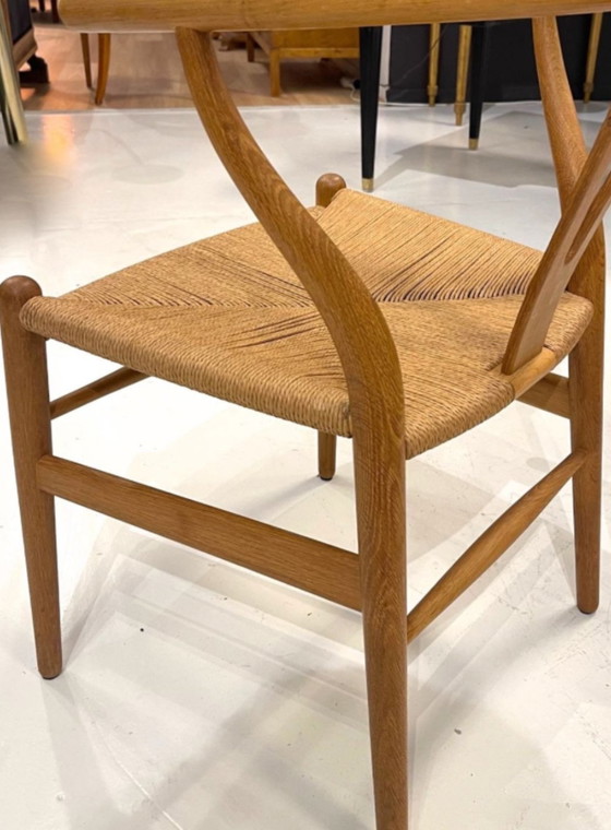 Image 1 of Set of 6 vintage oakwood Wishbone chairs by Hans Wegner for Carl Hansen and Son