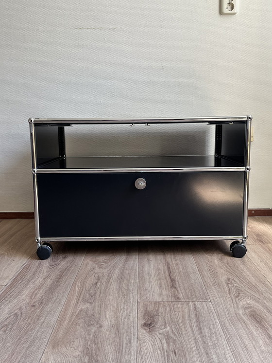 Image 1 of USM Haller cabinet on wheels