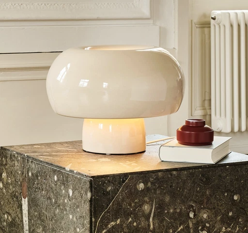 Favius Fonte table lamp