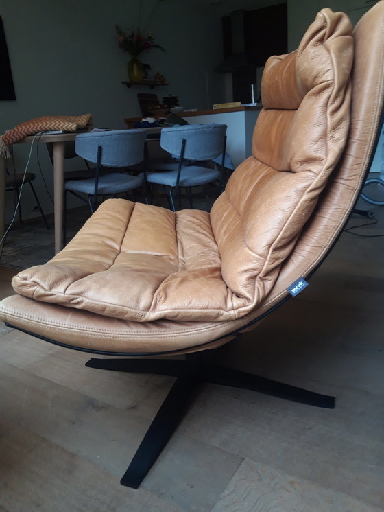 Image 1 of Dyyk fauteuil pivotant en cuir camarade bas