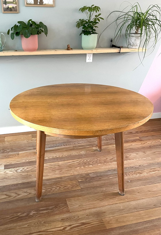 Image 1 of Round Dining Table Extendable Scandinavian Design