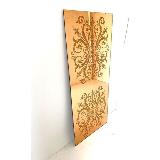 Image 1 of Specchio da terra vintage con vetro giallastro, Italia 1960