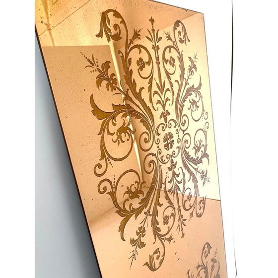 Image 1 of Specchio da terra vintage con vetro giallastro, Italia 1960