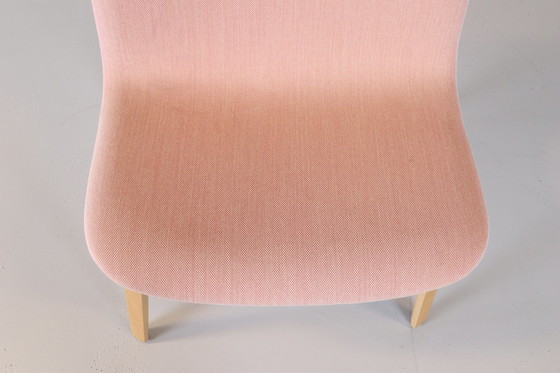 Image 1 of Muuto lounge chair pink