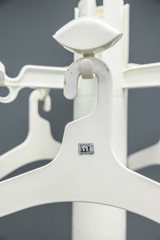 Image 1 of Castelliplanta Coat hanger