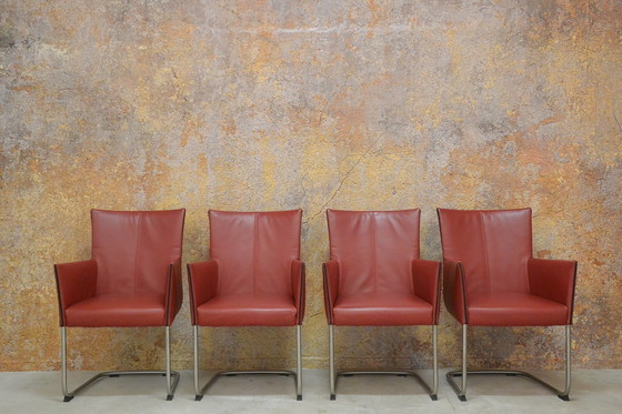 Image 1 of Quatre chaises Bert Plantagie Jones en cuir rouge