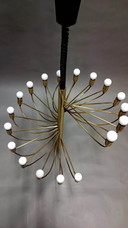 Lustre en spirale en laiton