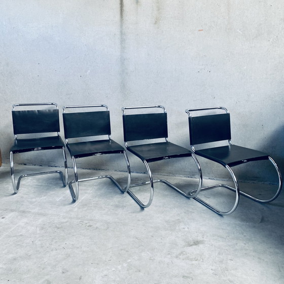 Image 1 of Chaises de salle à manger en cuir de la série MR de Mies van der Rohe 1960