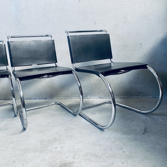 Image 1 of Chaises de salle à manger en cuir de la série MR de Mies van der Rohe 1960