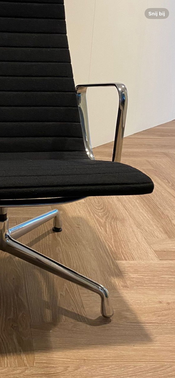 Image 1 of Vitra EA115 aluminum lounge chair by Charles & Ray Eames