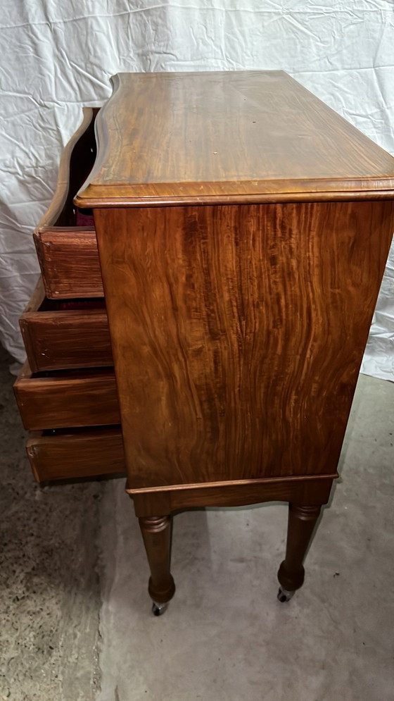 Image 1 of Chest of drawers