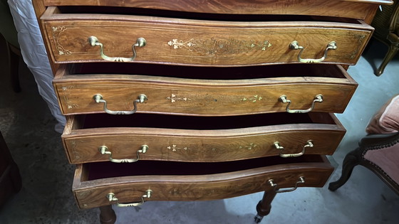 Image 1 of Chest of drawers