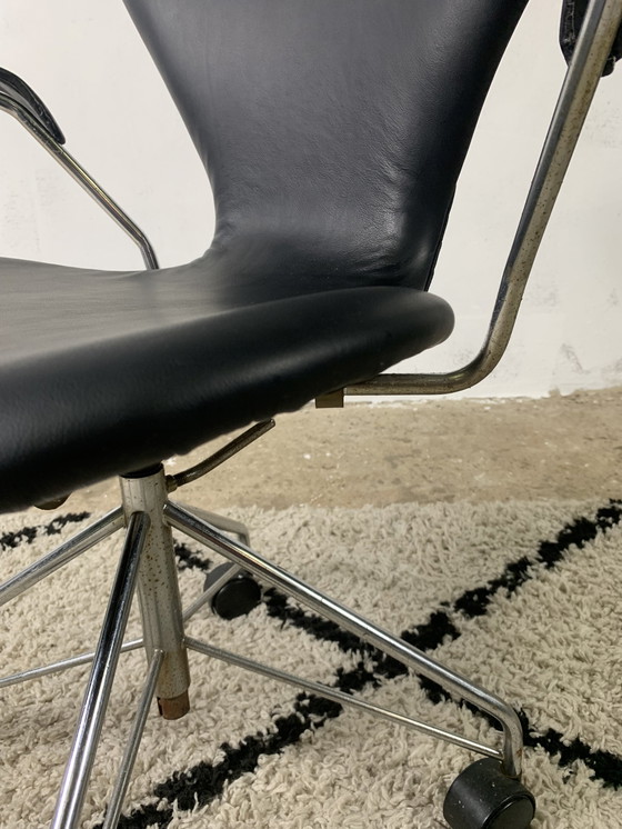 Image 1 of "Seven" Office Chair By Arne Jacobsen For Fritz Hansen, Denmark, 1950s