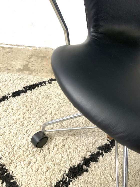 Image 1 of "Seven" Office Chair By Arne Jacobsen For Fritz Hansen, Denmark, 1950s