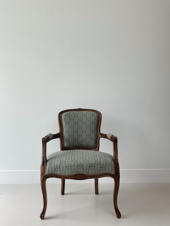 Image 1 of Classic chair