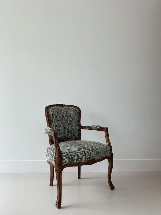 Image 1 of Classic chair