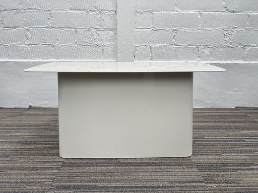 1X Metal Side Table Vitra