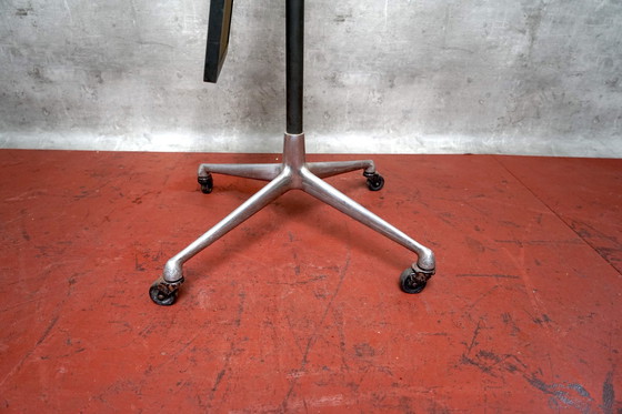 Image 1 of Miroir vintage en chrome