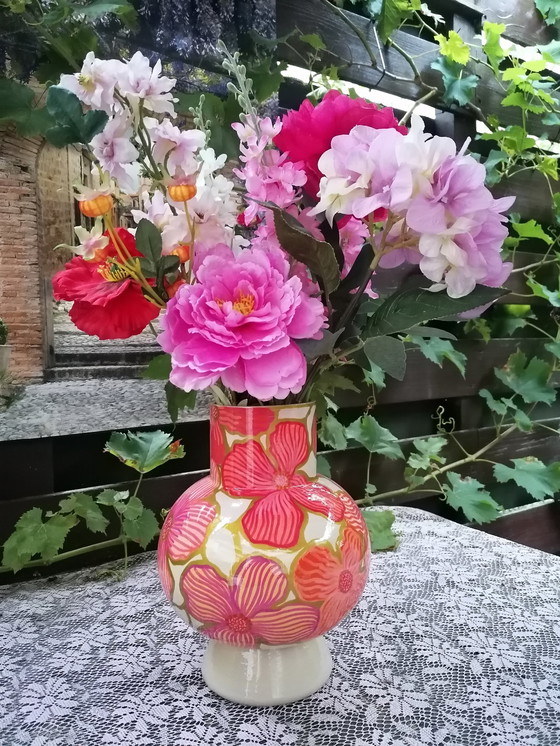 Image 1 of Evalien Ritmeester 'Flowers' vase