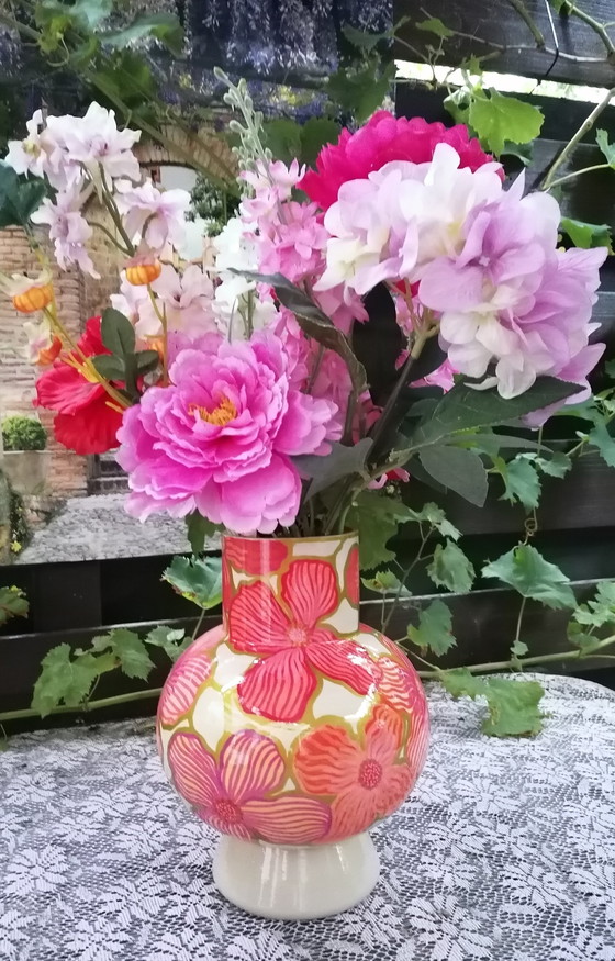 Image 1 of Evalien Ritmeester 'Flowers' vase