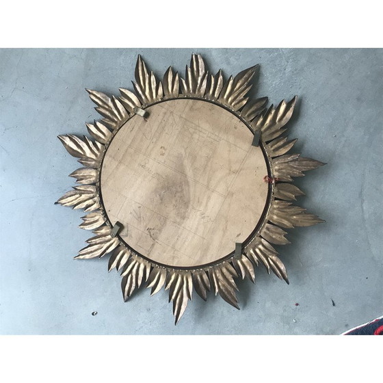 Image 1 of Specchio solare vintage decorato con foglie in metallo dorato, 1950
