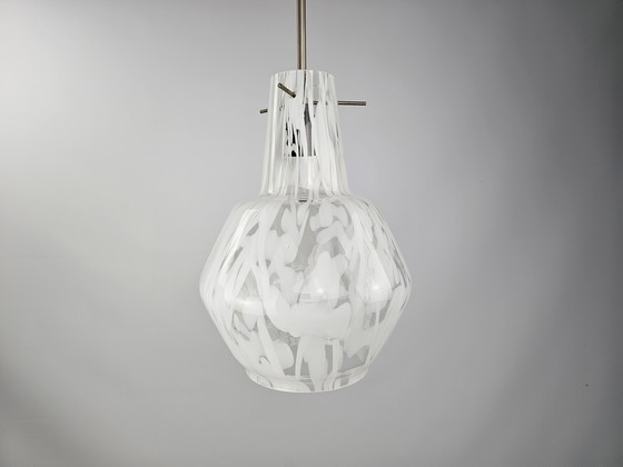 Image 1 of Lampe suspendue italienne en verre nuageux