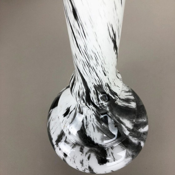 Image 1 of Vintage vase opaline Florence Italy by Carlo Moretti