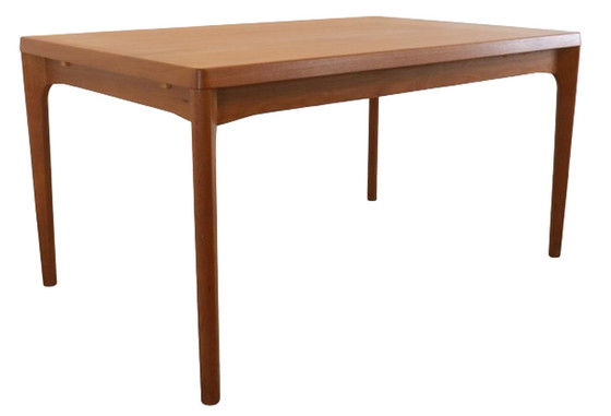 Image 1 of Henning Kjaernulf pour Velje table à manger extensible vintage