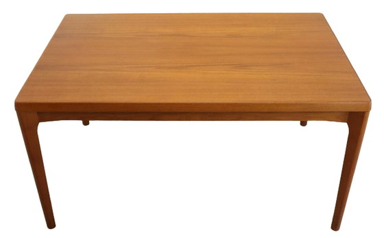 Image 1 of Henning Kjaernulf pour Velje table à manger extensible vintage