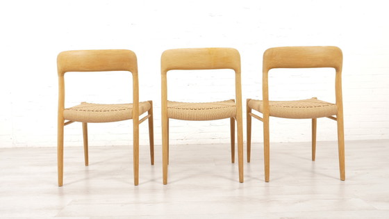 Image 1 of 3X Dining Chairs | Oak | Niels Otto Moller | Model 75