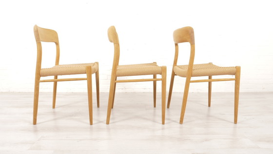 Image 1 of 3X Dining Chairs | Oak | Niels Otto Moller | Model 75