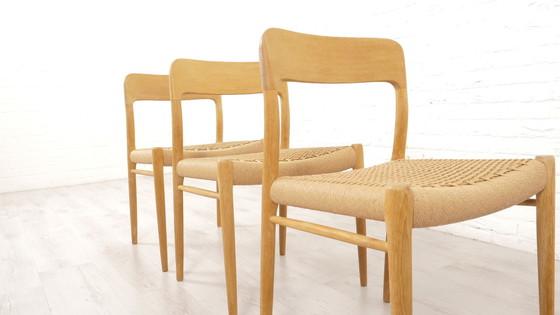 Image 1 of 3X Dining Chairs | Oak | Niels Otto Moller | Model 75