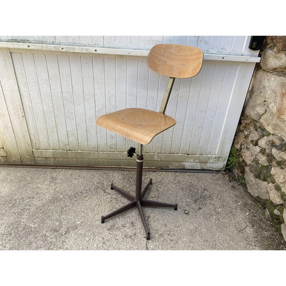 Image 1 of Vintage industrial swivel chair A in wood and metal, 1950