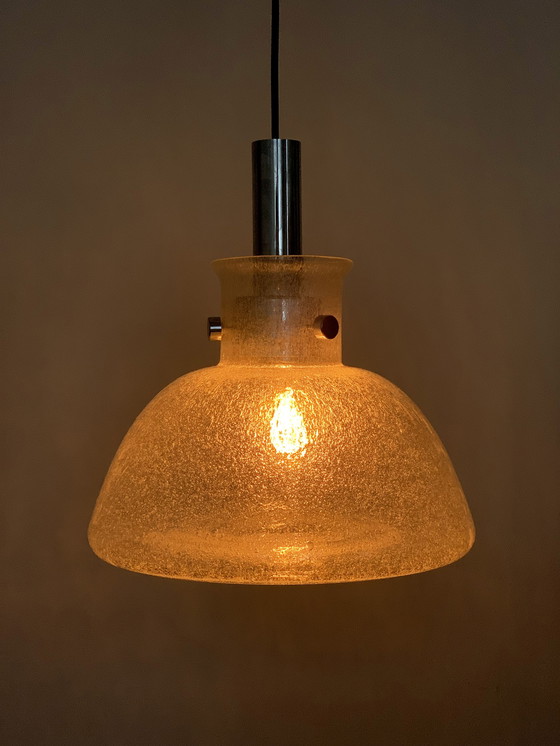 Image 1 of Lampe suspendue en verre glacé Mid Century