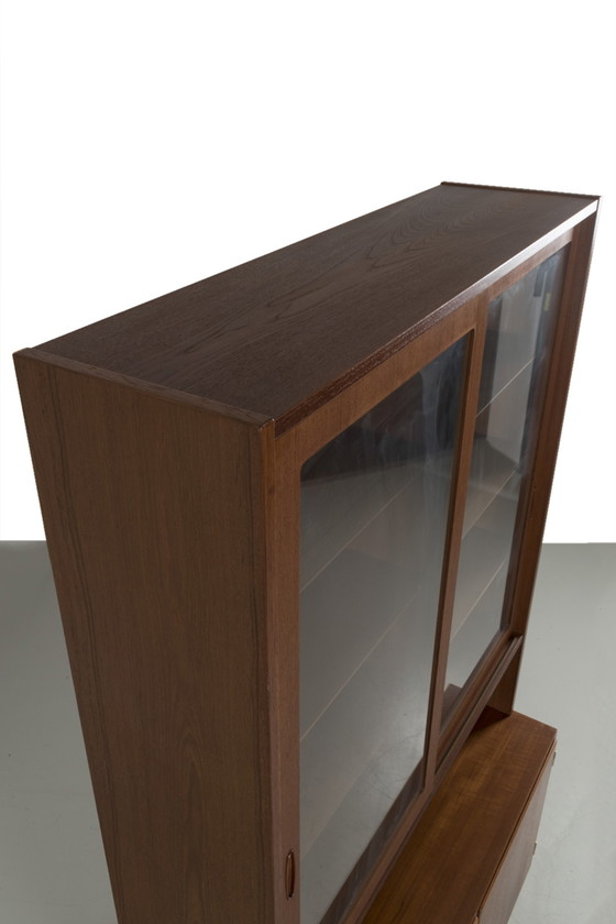 Image 1 of Hundevad display cabinet