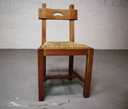 Ensemble de six chaises de salle à manger rustiques et brutales
