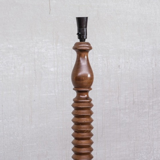 Image 1 of Vintage art deco floor lamp in turned oak, France 1940