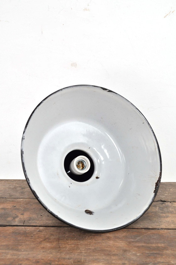 Image 1 of Lampe émaillée vintage