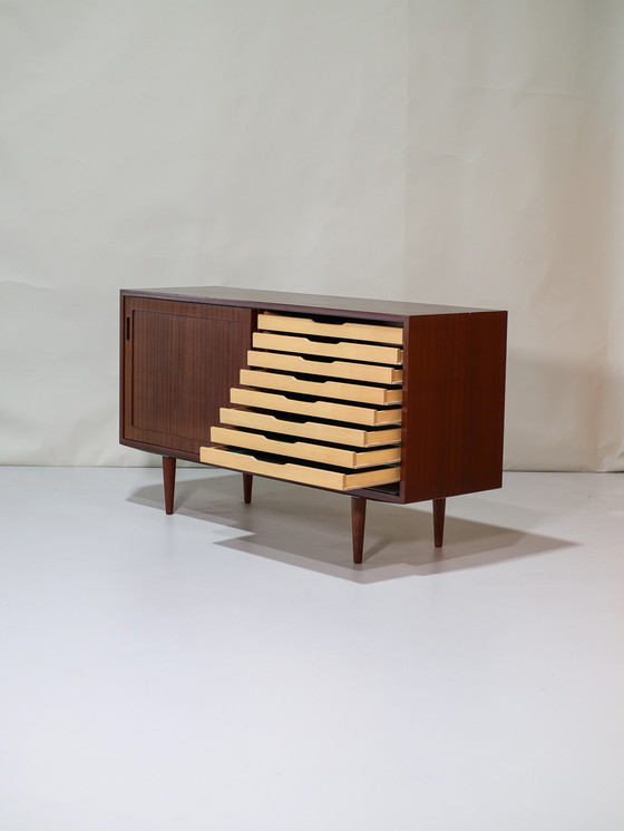 Image 1 of Buffet Poul Hundevad vintage danois