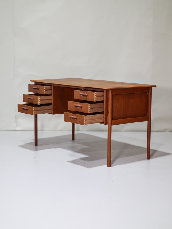 Image 1 of Freestanding desk Gunnar Nielsen Tibergaard 1960s